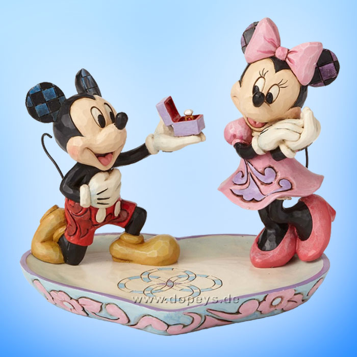 Disney Traditions / Jim Shore figurine from Enesco "A Magical Moment (Mickey Proposing to Minnie Mouse)" 4055436.