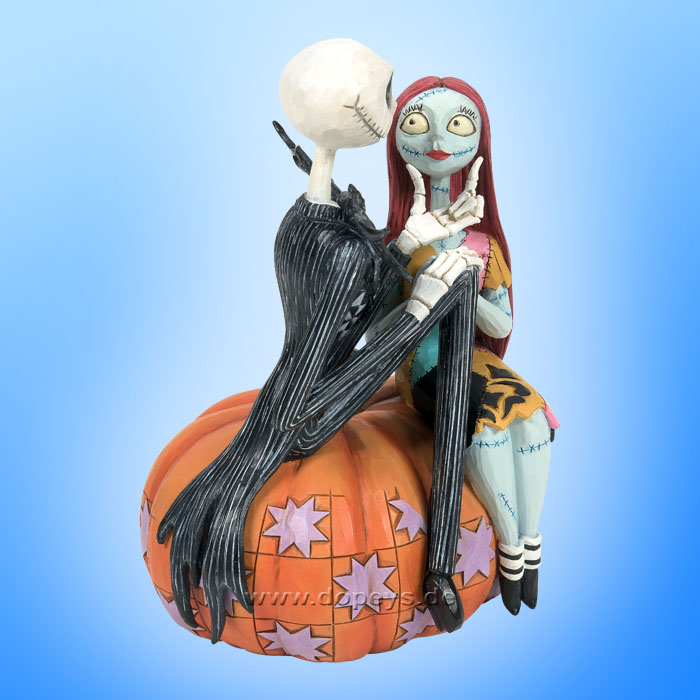 Disney Traditions Figur - Jack and Sally auf einem Kürbis (The Pumpkin King and Sally) von Jim Shore 6014358