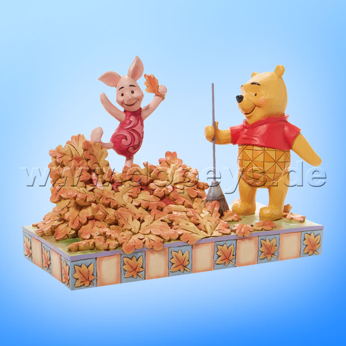 Disney Traditions - Jumping into Fall (Winnie Puuh & Ferkel im Herbstlaub) von Jim Shore 6008990