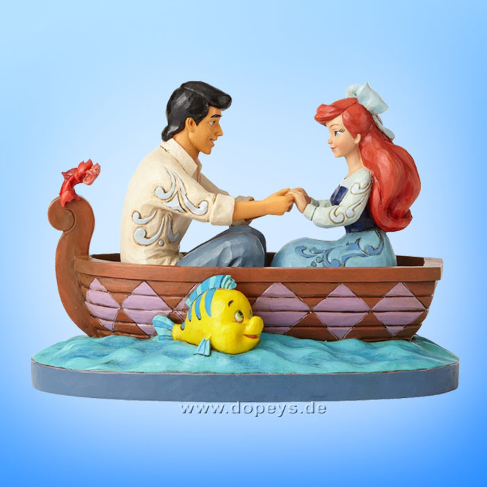 Disney Traditions / Jim Shore figurine from Enesco "Waiting For A Kiss (Ariel & Prince Eric Figurine)" 4055414.