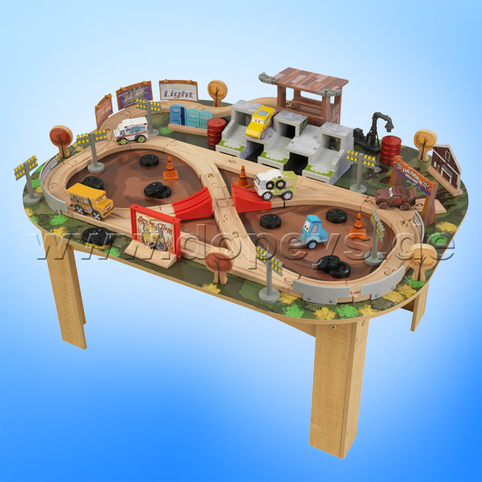 Disney Pixar Cars 3 Eisenbahnset & Spieltisch Thunder Hollow von Kidkraft 17211