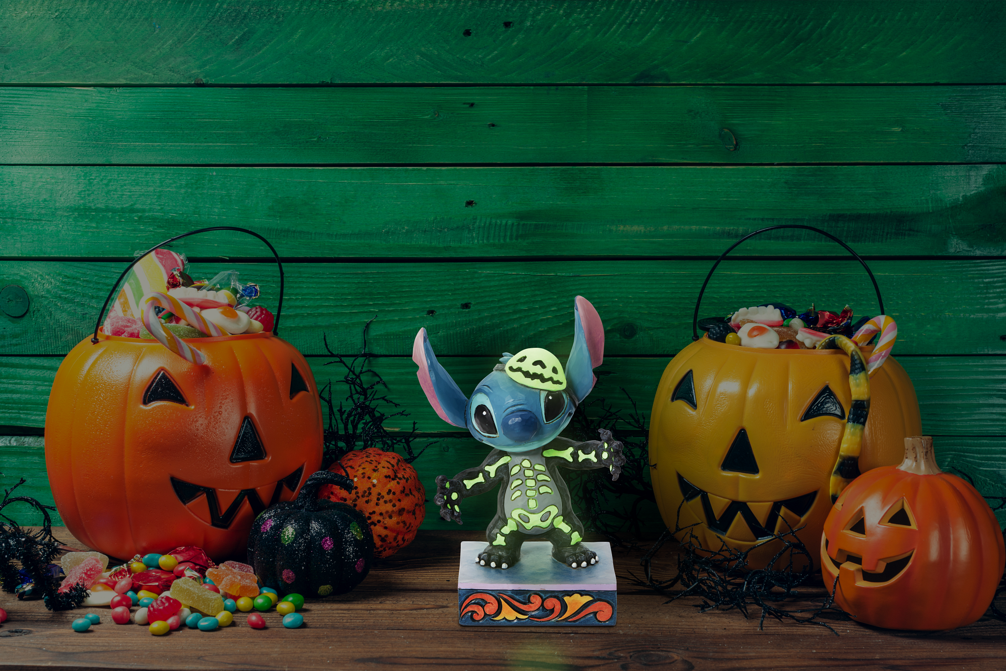 Disney Traditions - Stitch Halloween Skeleton (Spooky Experiment) figurine by Jim Shore 6013053