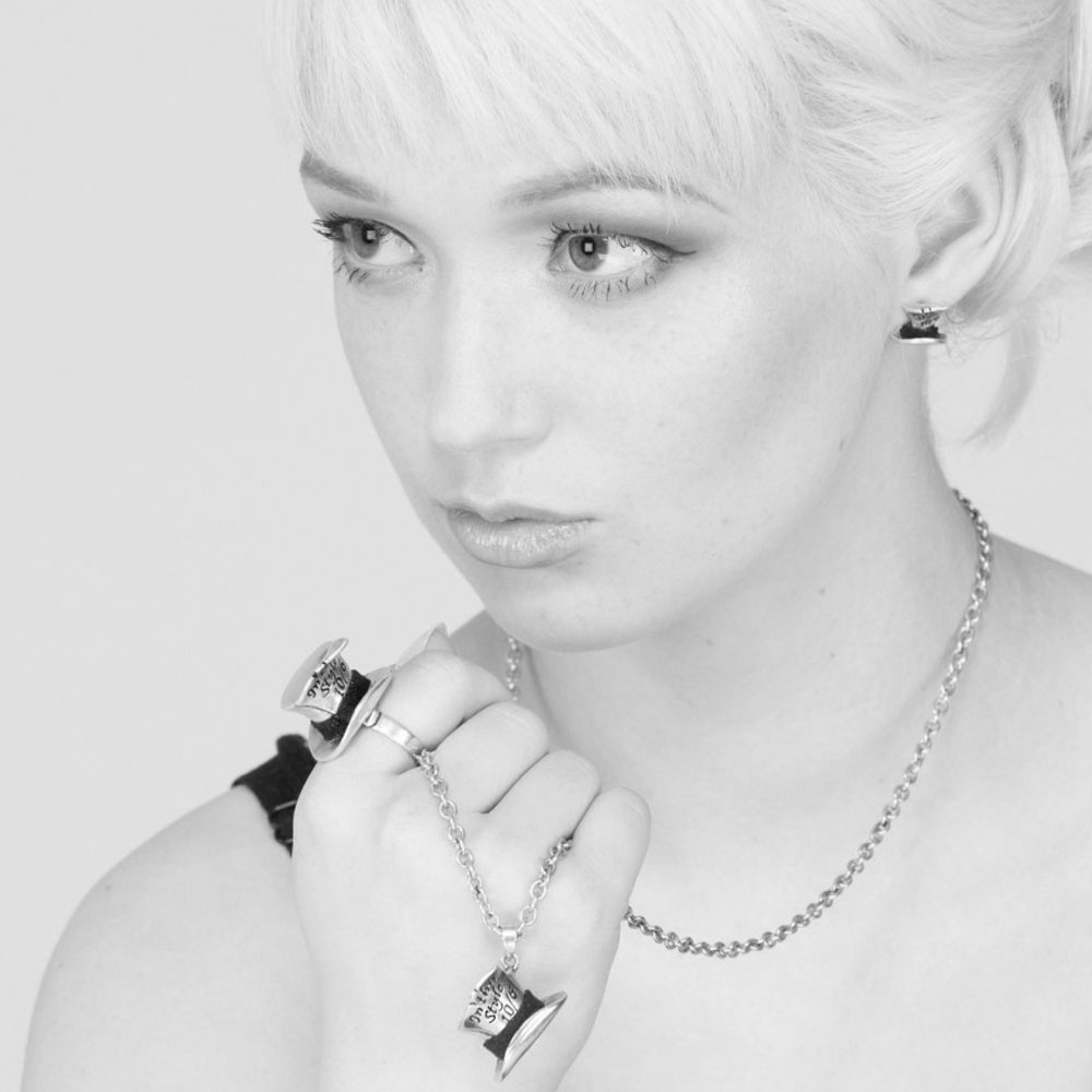 Disney Stud Earrings - Mad Hatter (Alice in Wonderland) in Gold from Couture Kingdom 12100281