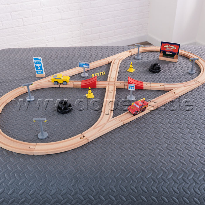 Disney Pixar Cars 3 Eisenbahnset Build Your Own Track von Kidkraft 17213